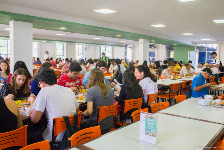 Pela permanência dos alunos: restaurantes universitários são uma política pública fundamental para a educação